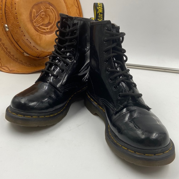 Dr. Martens | Shoes | Dr Martens Sz 6 Eu 37 Patent Leather